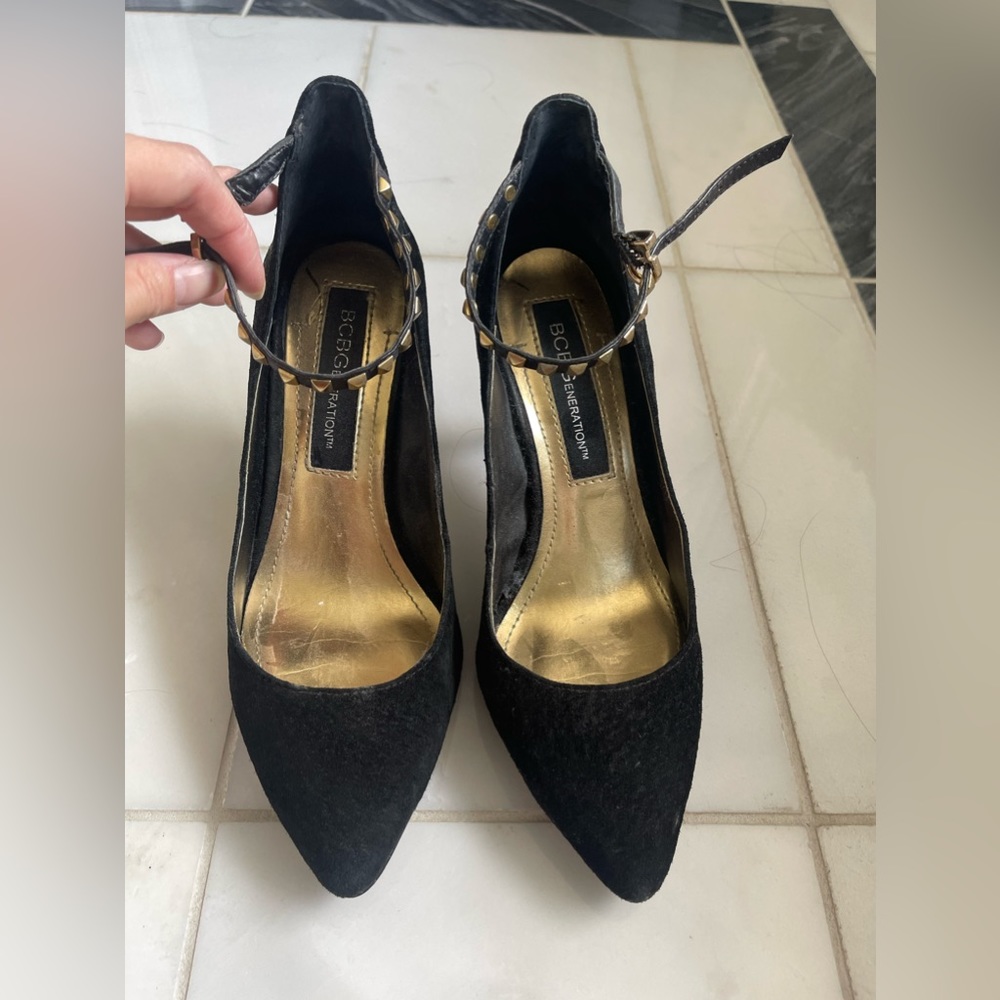 BCBGeneration kitten heel with gold studs
